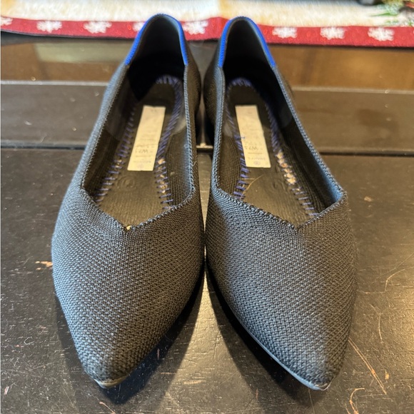 Rothy’s Black Points, size 7.5 - Picture 3 of 3